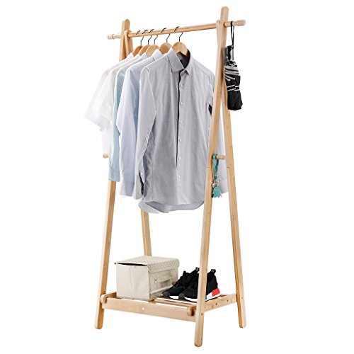 LANGRIA Perchero de Pie Plegable de Bambú con 4 Ganchos Laterales y para Secar la Ropa Estante Inferior con Espacio Extra para Zapatos Diseño Forma de A, Color Natural de Bambú