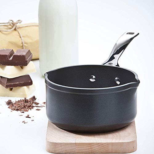 Le Creuset Cazo vertedor de aluminio antiadherente, Ø 16 cm, Libre de PFOA, Para todas las fuentes de calor, incluso la inducción, Antracita/Plateado