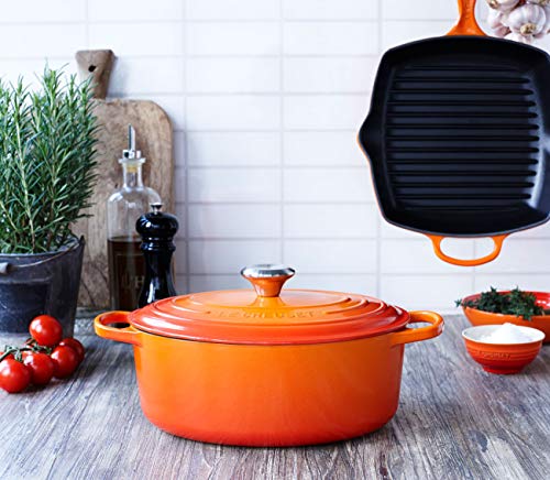 LE CREUSET Marmita con Tapa, Redonda, Apto para Todas Las Fuentes de Calor, Incl. inducción, Hierro Fundido, Negro, 32 cm