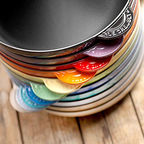 LE CREUSET Sartén de Hierro Fundido con Mango de Madera, Redonda, Ø 26 cm, Apto para Todas Las Fuentes de Calor, Incl. inducción, Negro Mate