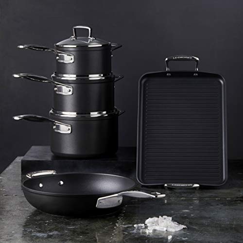 Le Creuset Set de cazos de aluminio antiadherente, 3 piezas, Ø 16, 18 y 20 cm, Libre de PFOA, Para todas las fuentes de calor, incluso la inducción, Antracita/Plateado