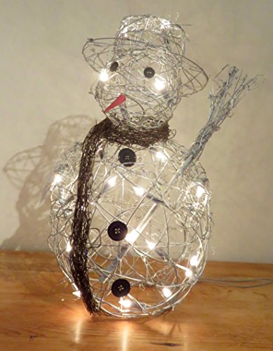 Link products ltd Light Up Silver Snowman. 46cm de alto. Marco de alambre de la figura de la rota. lndoor uso luces de hadas funciona con pilas sin baterías