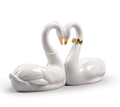 LLADRÓ Figura Cisnes Corazón Blanco. Lustre Dorado. Figura Cisne de Porcelana.