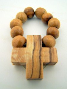Luz para hombre madera de olivo rosario de oración dedo anillo Devotional católica regalo