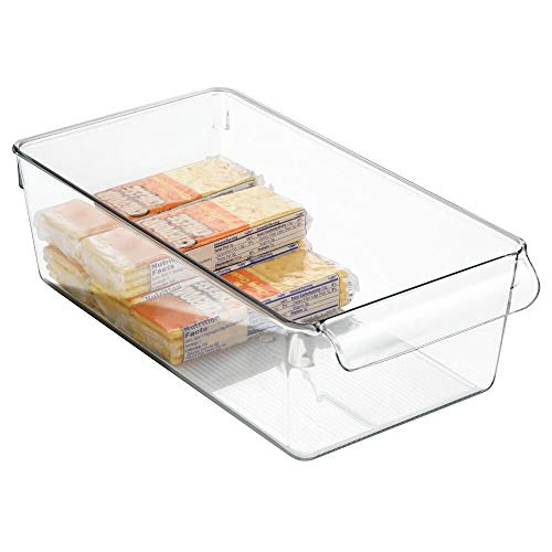 mDesign Cajas organizadoras grandes con asa - cajas plasticas ideales para cocina, en armarios o como caja para nevera - 4 piezas, transparente