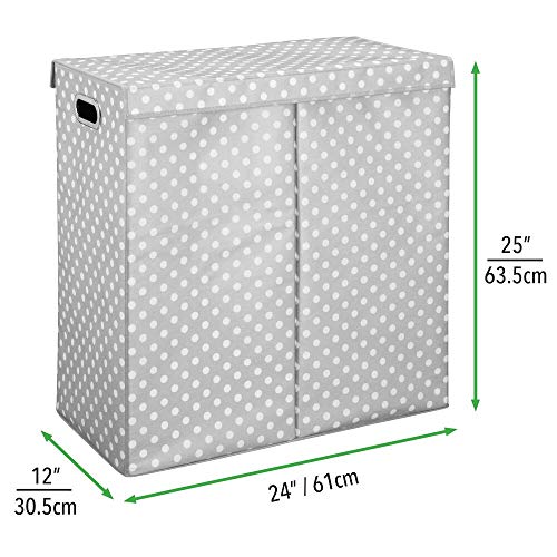 mDesign Cestos para ropa sucia con tapa – Modernas cestas para la colada plegables y con asas para baño – Cubos de ropa sucia con 2 compartimentos y diseño de puntos – gris claro/blanco