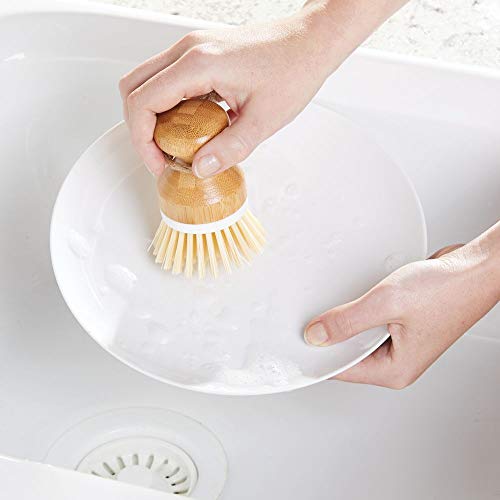 mDesign Juego de 2 cepillos de bambú para fregar platos – Cepillo redondo y cepillo con mango para lavar ollas, sartenes, vajilla y cubiertos – También aptos para limpiar verduras – blanco/natural