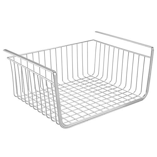 mDesign Juego de 4 estantes de cocina colgantes de metal resistente – Cestas metálicas grandes para cocina y despensa – Robusta cesta colgante para alimentos y utensilios de cocina – plateado