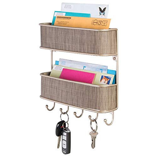 mDesign Organizador de llaves con ganchos – Colgador de llaves de metal con detalles de plástico trenzado – Organizador de cartas con dos bandejas – Nácar/champán