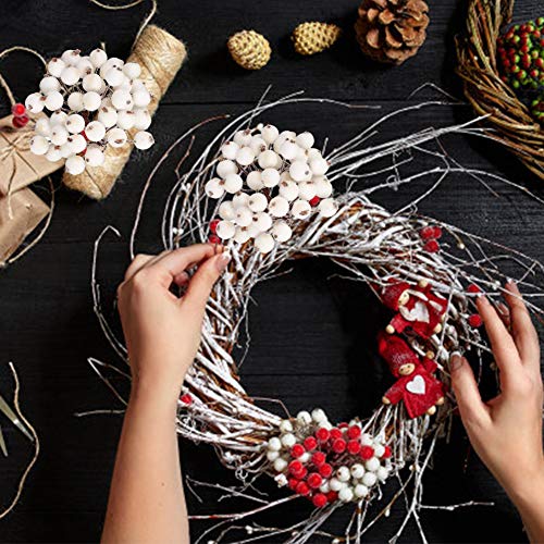 Mini Bayas Frutos Escarchados de Navidad 400pcs Bayas Acebo Rojas Artificiales Helada Navidad en 200pcs Tallos de Alambre Decoración de Árbol de Navidad Manualidades Adorno Guirnalda Fiesta Boda