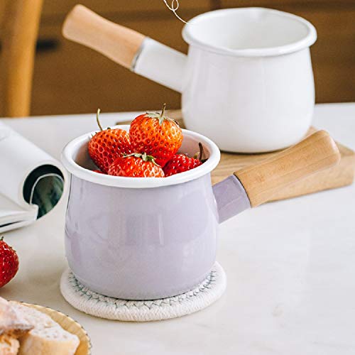 Molde esmaltado para leche, mini calentador de mantequilla de 10 cm, cacerola esmaltada con mango de madera, tamaño perfecto para calentar porciones líquidas más pequeñas.
