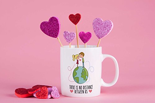 MUGFFINS Taza de café Regalo para la Pareja de Enamorados - Regalo Original de Novios y Novias San Valentín - There is no Distance Between us - 350