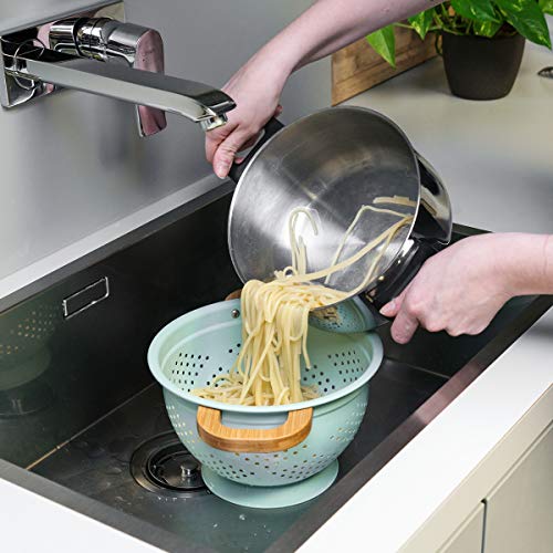 Navaris Colador de Cocina de Hierro con Mango de bambú - Escurridor metálico para Pasta arroz Verduras Quinoa - Cuenco escurridor en Verde Menta