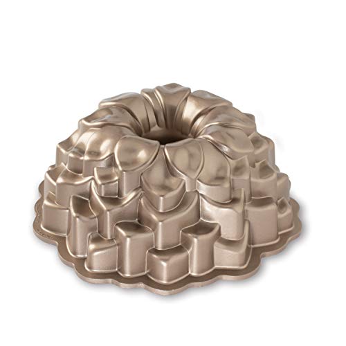 Nordic Ware 87537 - Blossom Bundt Molde, 2.4 L, 1unidad, modelo surtido (marrón y plata)