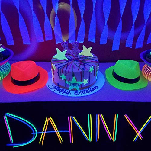 Novelty Place [Estrellas de la Fiesta Fieltro Neón Sombreros de Plástico para Fiestas - Estilo Gánster y Brillo de Luz Negra UV - para Niños y Adultos (Paquete de 12)