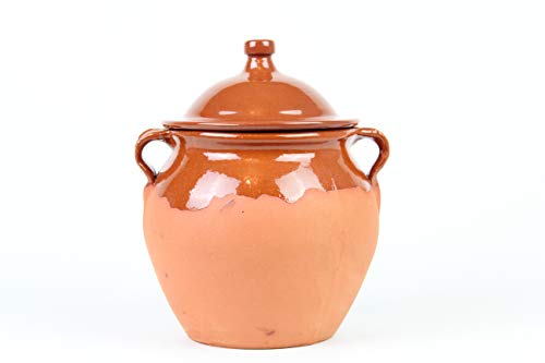OLLA DE BARRO CON TAPA. MODELO MAQUINA (Nº2) 4 litros (Medidas exterior ancho asas 23cm, diámetro 17,7 cm x altura con tapa 26,4cm, sin tapa 19,4cm x diámetro base inferior 13,7cm)