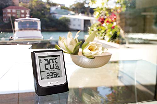 Oregon Scientific EMR211X - Termómetro con función bluetooth, temperatura interior y exterior, 5 canales, alerta hielo, negro, gris, blanco