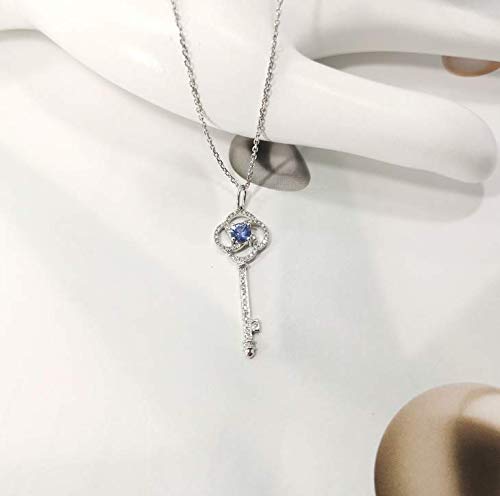 Pendant Los Modelos Estrella de Calle de la Moda de Disparo abren la Puerta a una Gran cantidad de sabiduría Zafiro de 18 Quilates de Oro y Diamantes Clave Collar