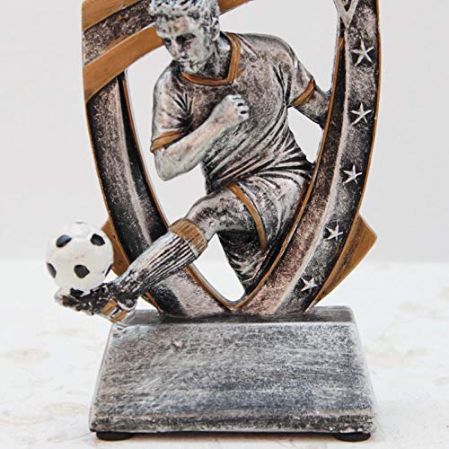 SculpturesQYZ Decorativas Estatuas Resina Plata Jugador de fútbol Creativo Trofeo Ornamento Deportes Fútbol Hombre Estatua Miniatura Decoración del hogar