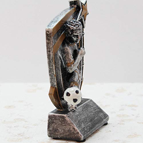 SculpturesQYZ Decorativas Estatuas Resina Plata Jugador de fútbol Creativo Trofeo Ornamento Deportes Fútbol Hombre Estatua Miniatura Decoración del hogar
