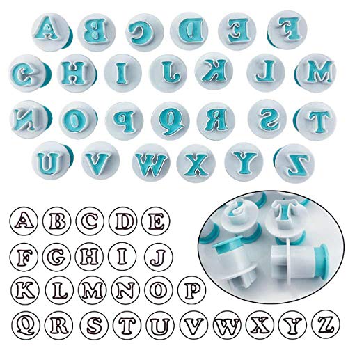 Techson - Juego de 26 moldes cortadores de galletas, diseño de letras mayúsculas, mini alfabeto de plástico para fondant, galletas, juego de accesorios para hornear