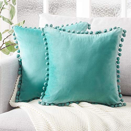 Topfinel Juego de 2 Cojines Fundas Terciopelo Decorativa Hogar Almohadas Fundas con Pelota de Color Sólido para Cama Sofás Sala de Estar Dormitorio Sala de Estudio Jardín Coche 45x45cm Verde Menta
