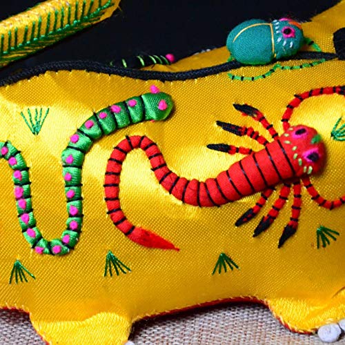 TWDYC Tigre Folk Crafts Tigre Almohada bebé Tradicional característico Bordado de Tela Hecha a Mano de Tela (Color : Yellow)