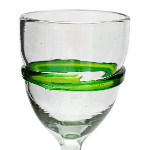 Vaso de Vino Artesanal - Tamaño medio – Vidrio Reciclado – Verde Mezclado – Juego de 2
