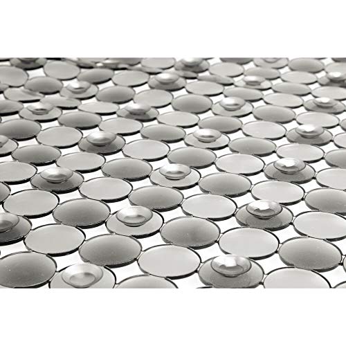 mDesign Alfombra de ducha de plástico – Alfombra antideslizante rectangular para el baño con ventosas – Moderna alfombra de baño para ducha y bañera – gris oscuro