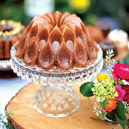 Nordic Ware Crown Bundt Pan - Molde
