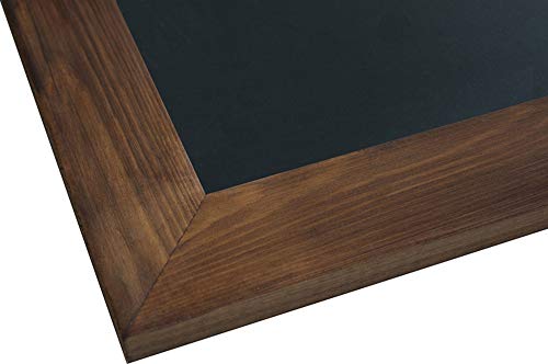 Pizarra negra marco madera vintage. Apta para tizas y rotuladores efecto tiza. Pizarra enmarcada en madera natural color nogal rústico. Ideal para decoración, hostelería, bares, hogar. 86 x 66 Cm