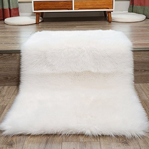 Cumay Piel de Imitación, Artificial Alfombra, excelente Piel sintética de Calidad Alfombra de Lana ，Adecuado para salón Dormitorio baño sofá Silla cojín (Blanco, 60 X 90 cm)
