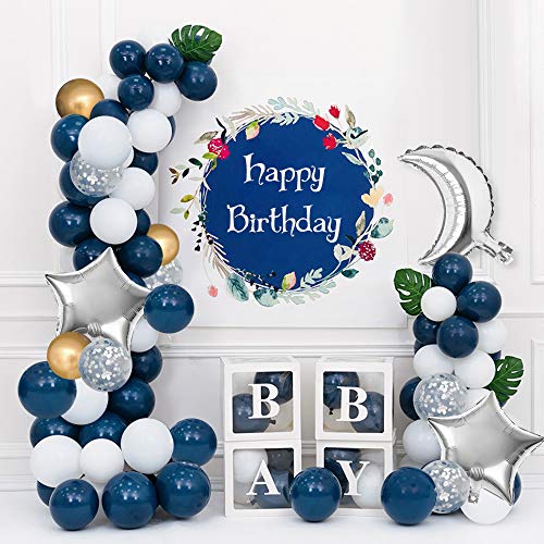 Decoraciones cumpleaños, globos blancos azul marino, globos confeti plateados, globos dorados metálicos, pancarta FELIZ CUMPLEAÑOS, pancarta plateada con estrellas, hojas de palma, adorno de pastel