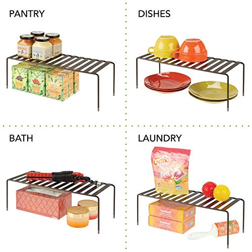 mDesign Juego de 2 estantes de cocina – Soportes para platos independientes de metal – Organizadores de armarios extragrandes para tazas, platos, alimentos, etc. – color bronce