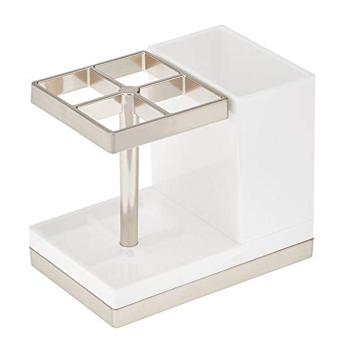 mDesign Soporte para cepillos de dientes independiente – Portacepillos con espacio para 4 cepillos dentales y dentífrico – Organizador de productos de higiene dental – blanco y plateado mate