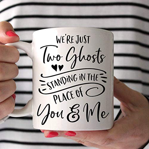 Harry diseña la taza de café de dos fantasmas