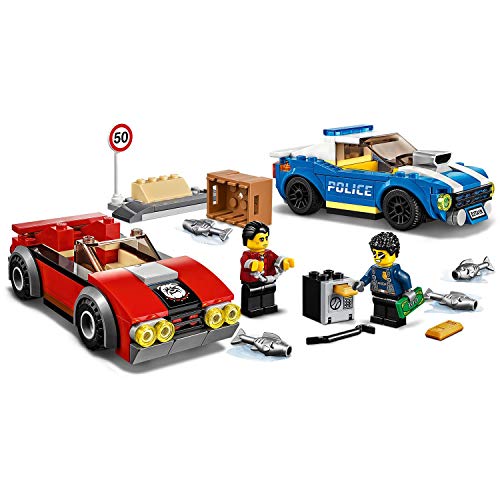 LEGO City Police - Policía: Arresto en la Autopista, Set de Construcción Inspirado en la Serie de Televisión, Incluye 2 Personajes, un Coche de Policía de Juguete (60242)
