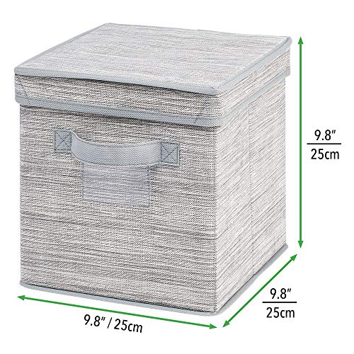 mDesign Caja organizadora con Tapa – Caja de Tela Cuadrada para Adornos navideños, Lazos, etc. – Organizador de Accesorios a Rayas para Dormitorio, sótano o trastero – Gris Claro/marrón Claro