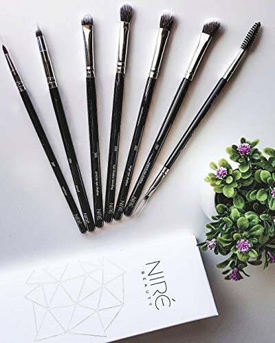Niré Beauty: Set de brochas de maquillaje para ojos, con pinceles esenciales para sombras de ojos, pincel delineador y pincel biselado para cejas